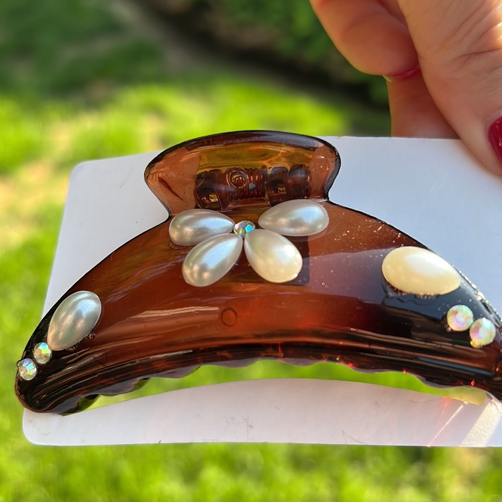 New like hitting the hair accessory lotto! Assorted 5 Plastic Hair Clips - Picture 10 of 12